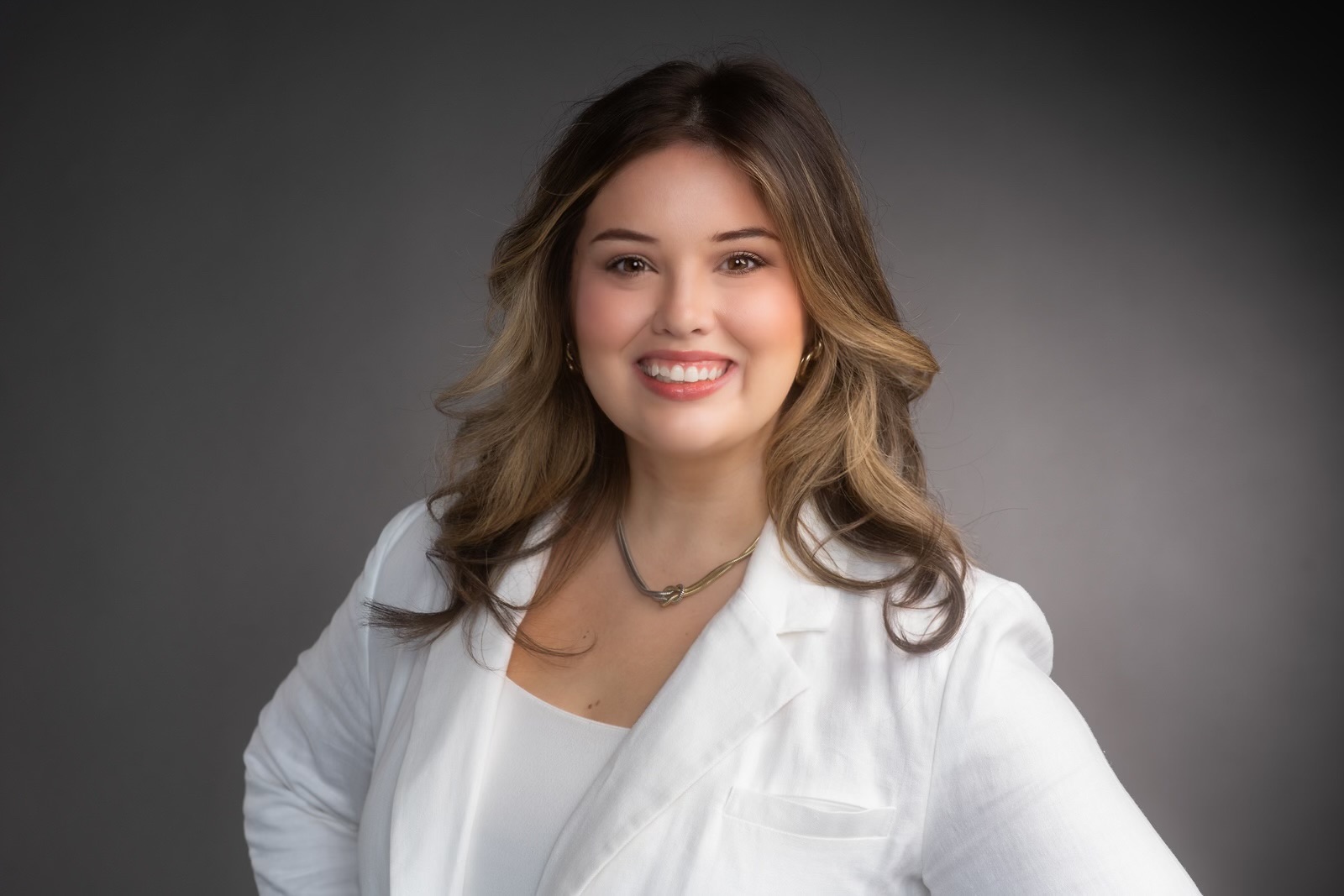 EMILY ACKER-HEADSHOT.jpeg